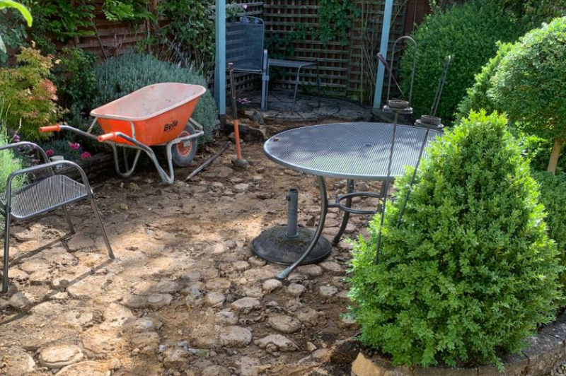 starting of a patio and landscape project in the cotswolds 2