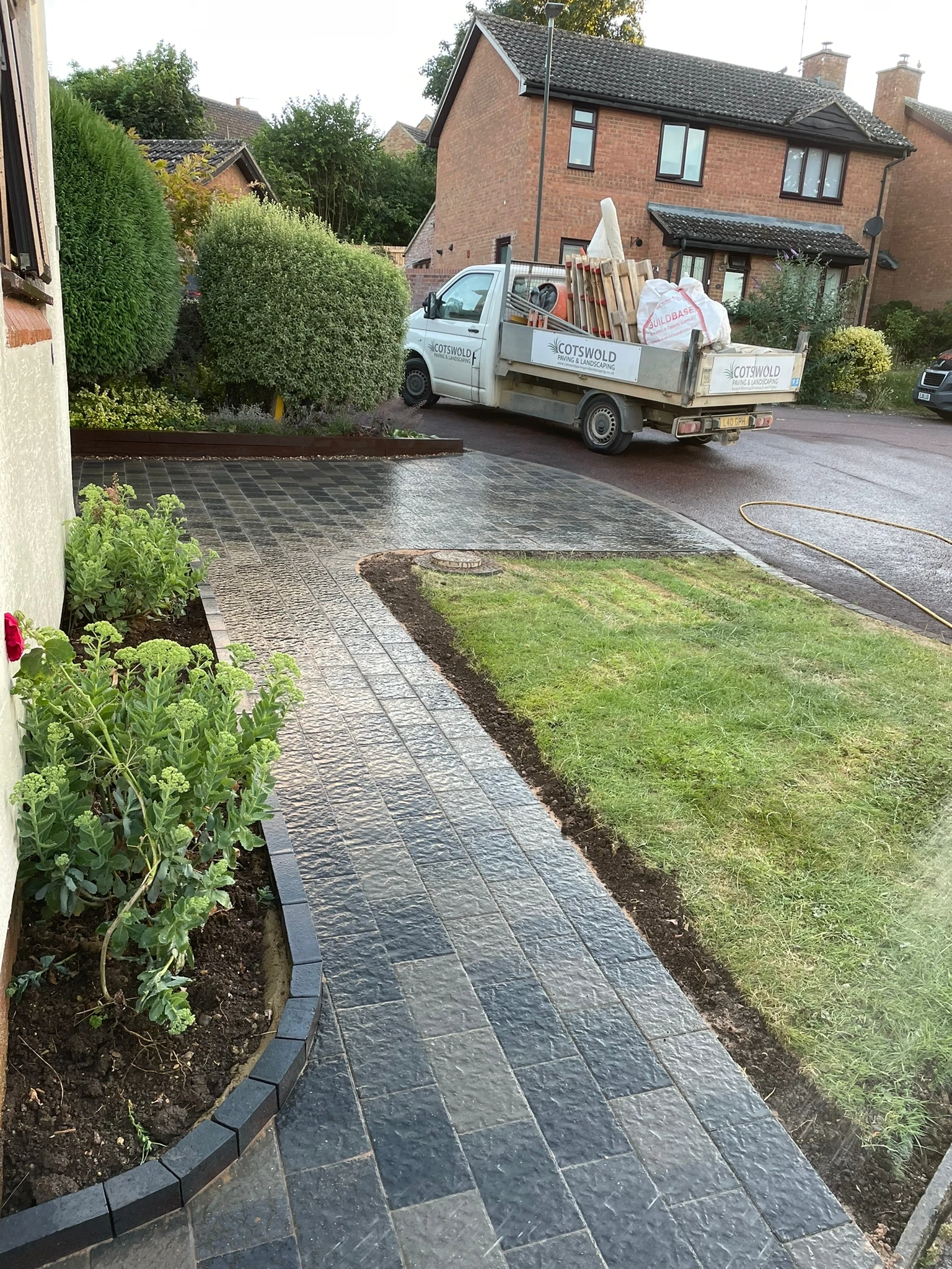 design and installation of new paving patio and landscaping 5