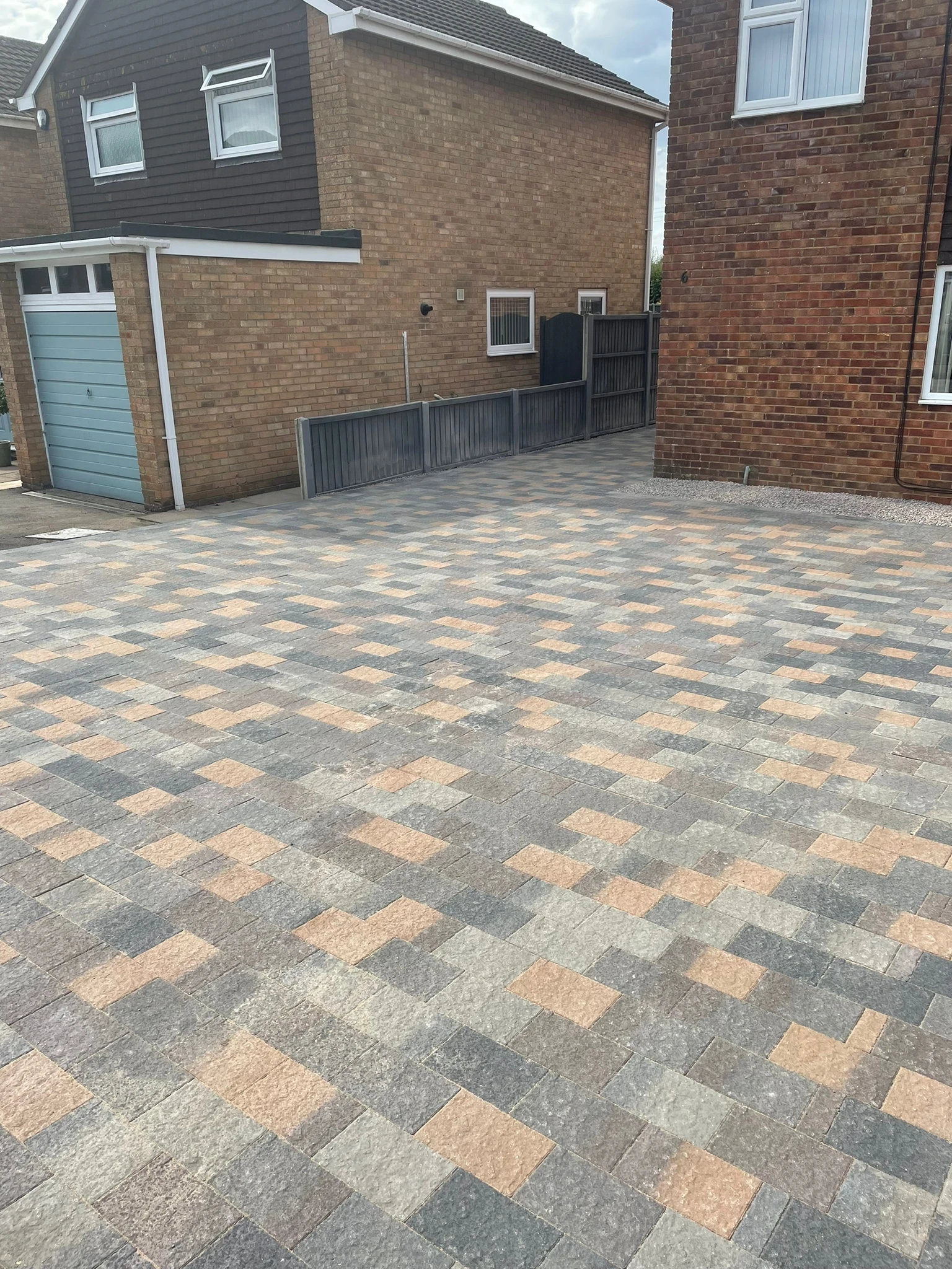 design and installation of new paving patio and landscaping 3